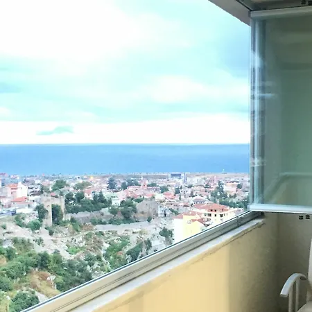 Meydan House Apartment *